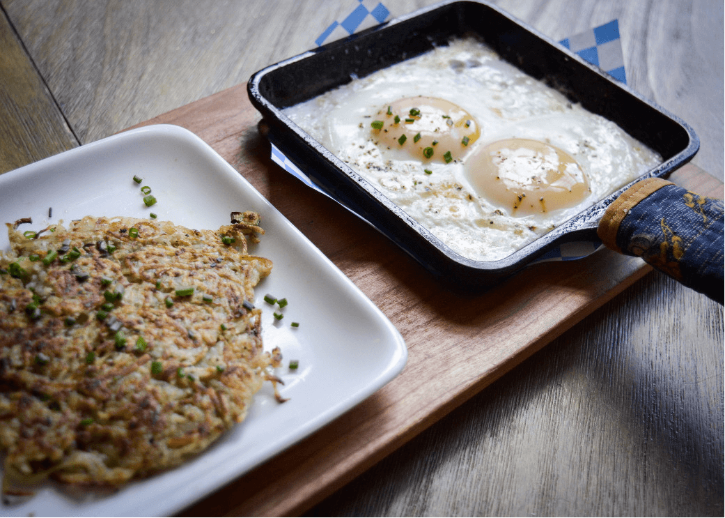 an egg and hashbrown pnacake menu offering at broder